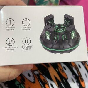Xbox battery Charging Dock with 4 batteries